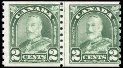 King George V - Dull Green - Line Pair With Cockeyed King Canada Postage Stamp